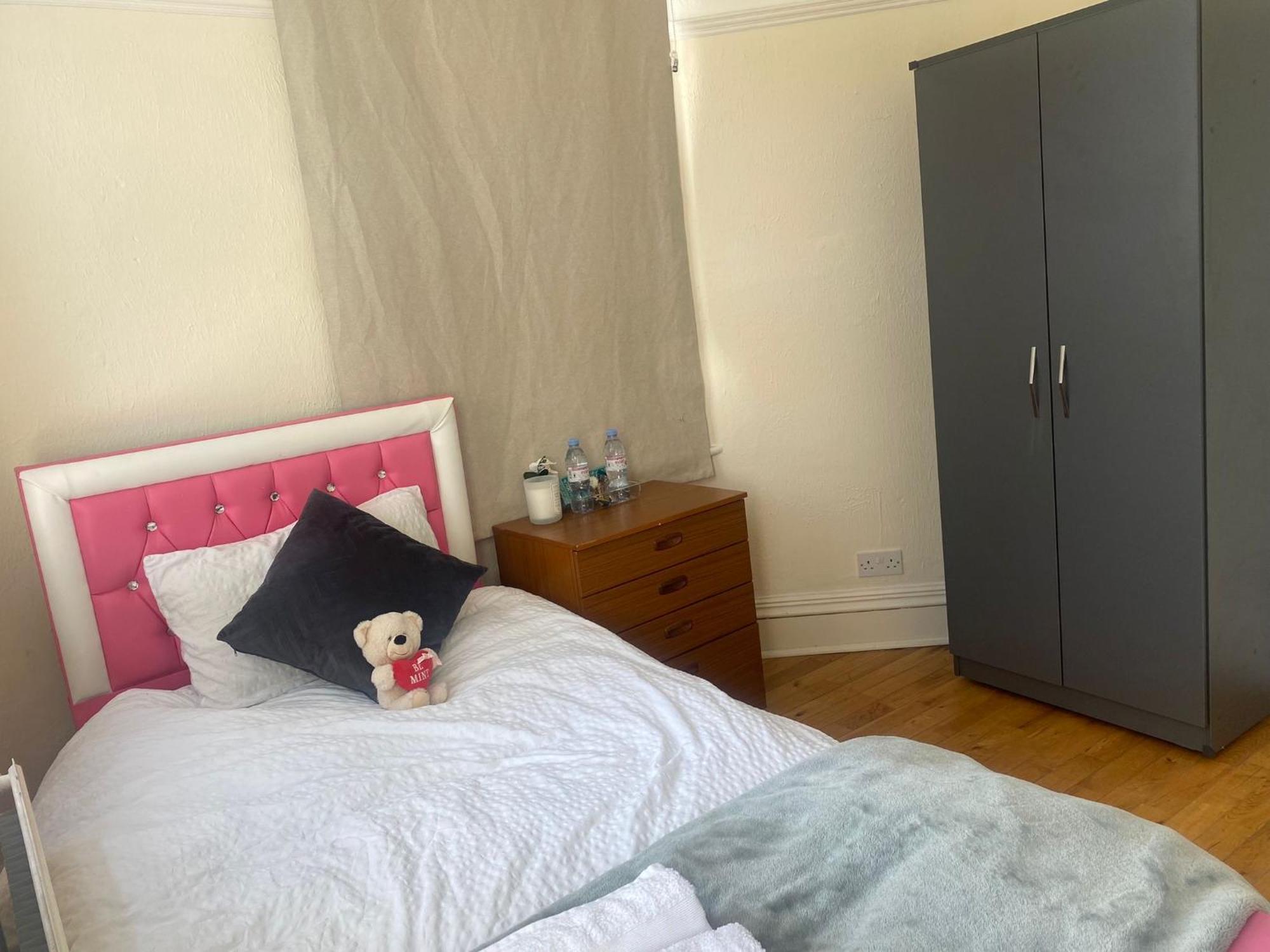 London Rental Carshalton Экстерьер фото