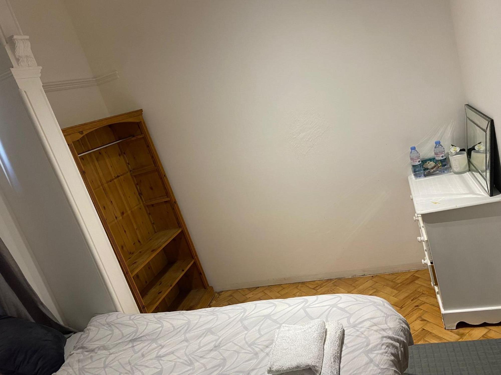 London Rental Carshalton Экстерьер фото