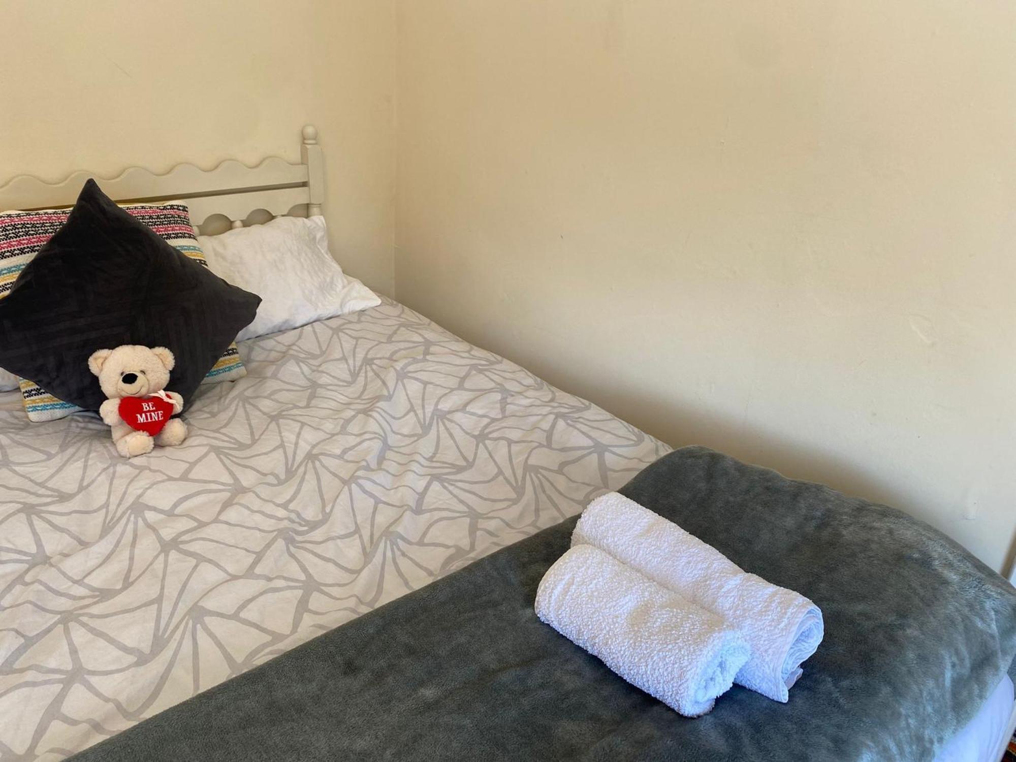 London Rental Carshalton Экстерьер фото